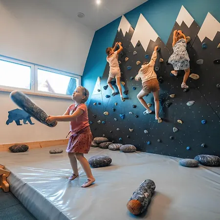 Zespół Dolina Białego - Telimena 3* Zakopane