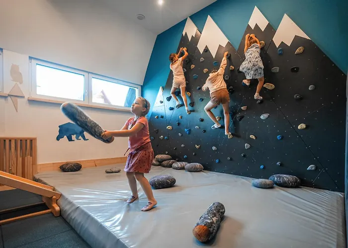 Zespol Dolina Bialego - Telimena 3* זקופאנה